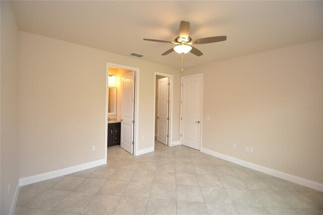 Building Photo - 226 Coral Reef Ct N