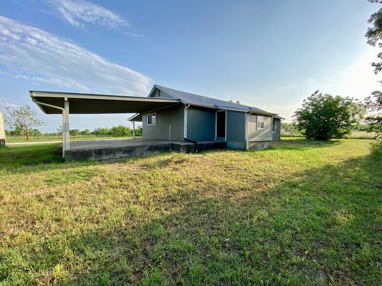 Building Photo - 272 Jasmine Ln