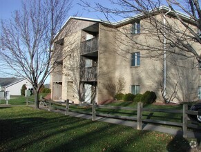 Exterior - Skyview Apartments