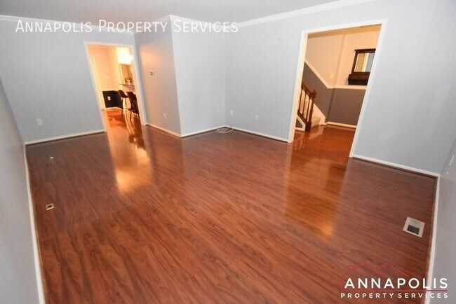 Building Photo - 364 Ellenham Ct