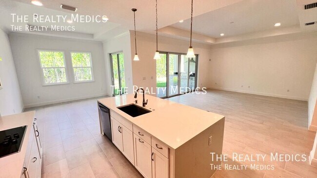 Building Photo - 1440 Nandina Cir