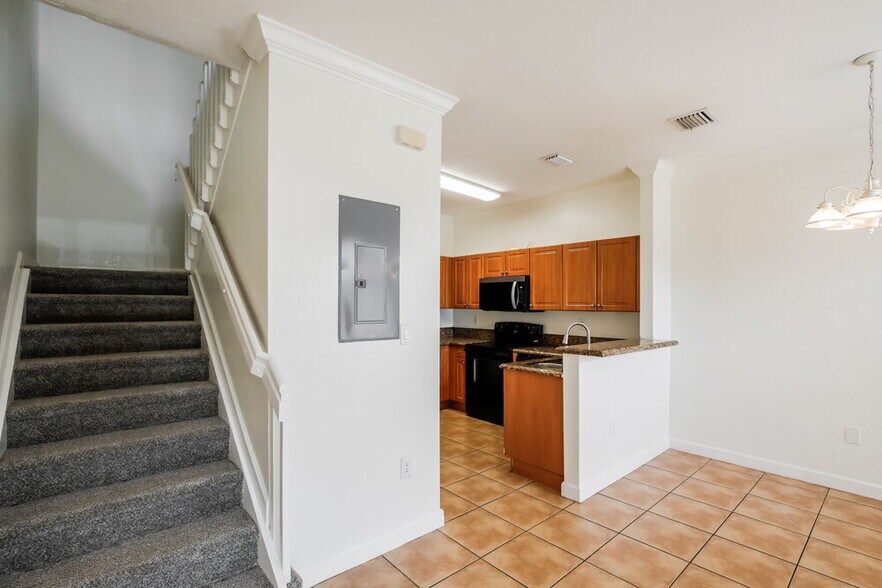 Building Photo - 2998 NW 36th Ter
