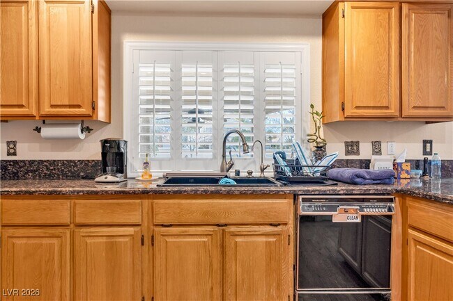 Building Photo - 2217 Harbor Cliff Dr