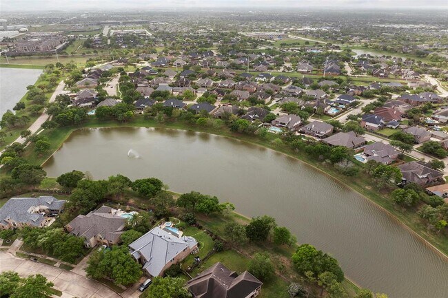 Building Photo - 11812 Sea Shadow Bend