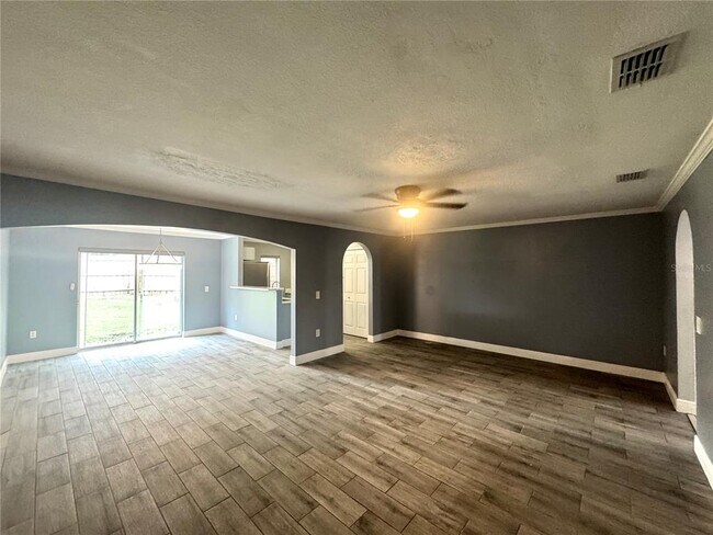 Building Photo - 9816 Ashburn Lake Dr