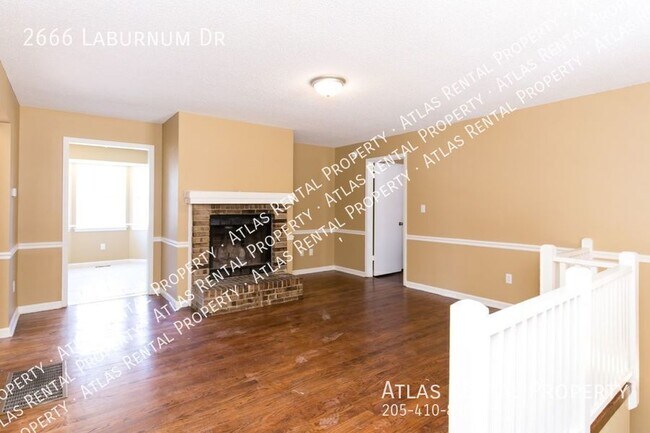 Building Photo - 2666 Laburnum Dr