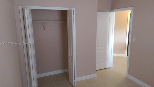 Building Photo - 4321 SW 160th Ave