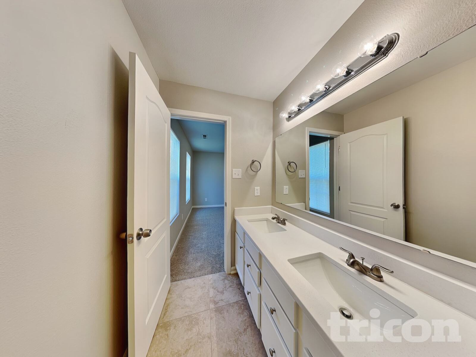 Building Photo - 3349 Table Rock Dr