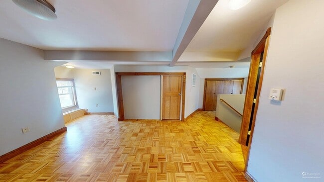 Building Photo - 55 Metropolitan Ave
