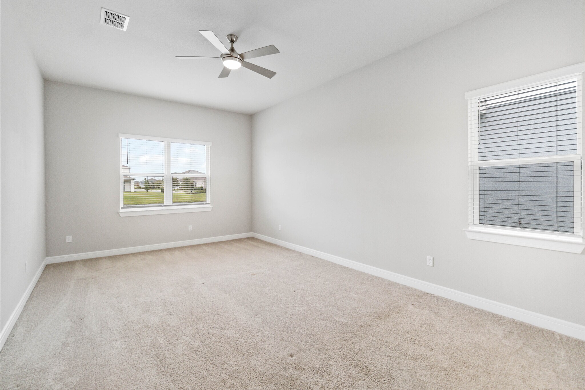 Building Photo - 13823 Tybee Beach Ln