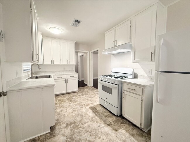 Building Photo - 913 Wimberly St