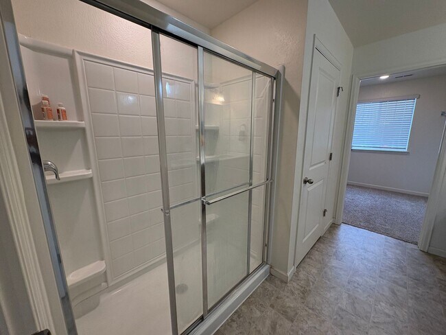 Building Photo - 10417 Castor Dr