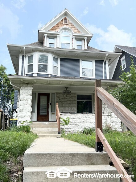 Building Photo - 4217 Campbell St