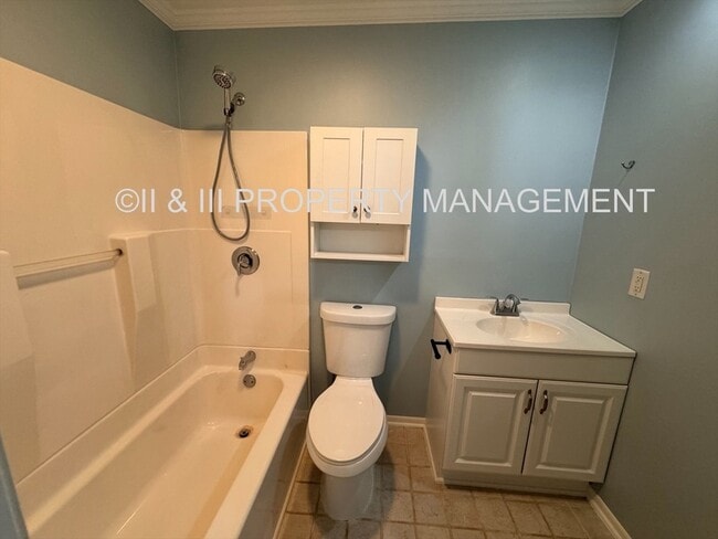 Building Photo - 9508 Outlook Dr