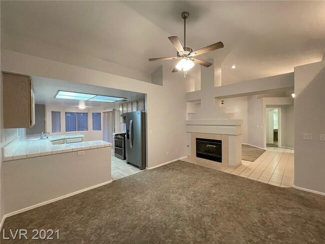 Building Photo - 4817 Crimson Glory Ln