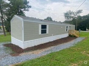 Building Photo - 2/2 in Cleveland County - New