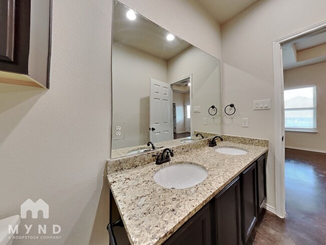 Building Photo - 226 Kaspar Way