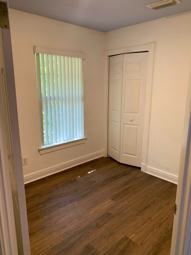 Building Photo - Spacious Winter Park Village area house fo...