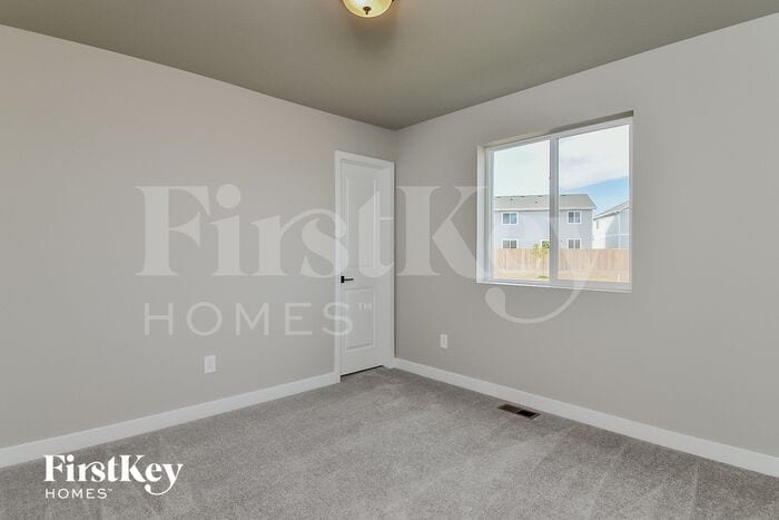Building Photo - 10321 Luneth Dr