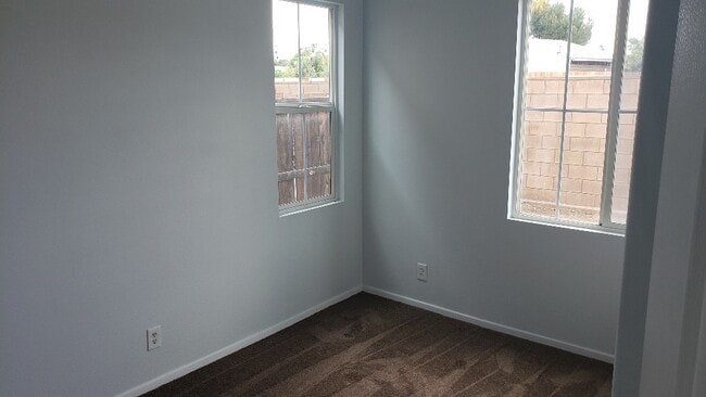 Building Photo - 1343 Estel Dr