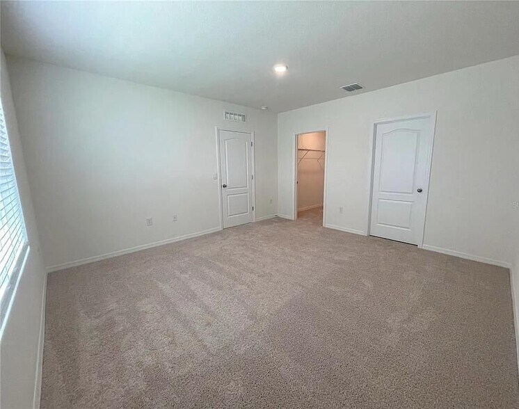 Building Photo - 1556 Gladewater Rd