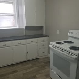 Building Photo - 205 3rd Ave SE