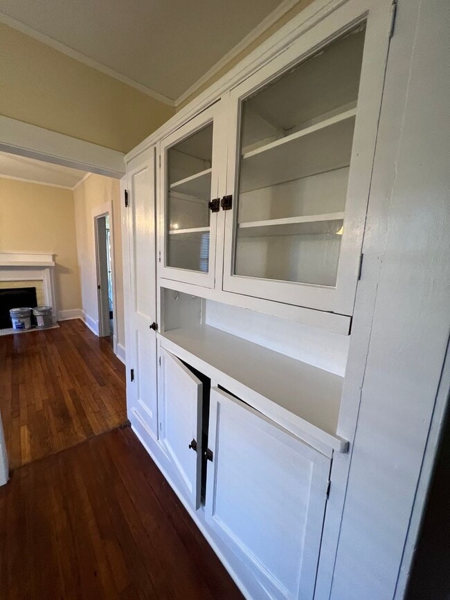 Building Photo - Charming Capital Heights Home