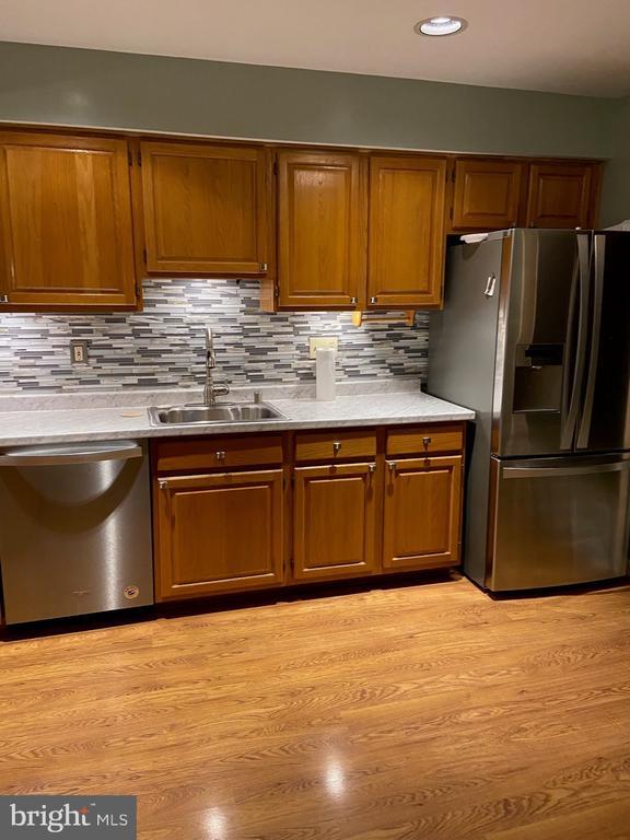 Building Photo - 14618 Cambridge Cir