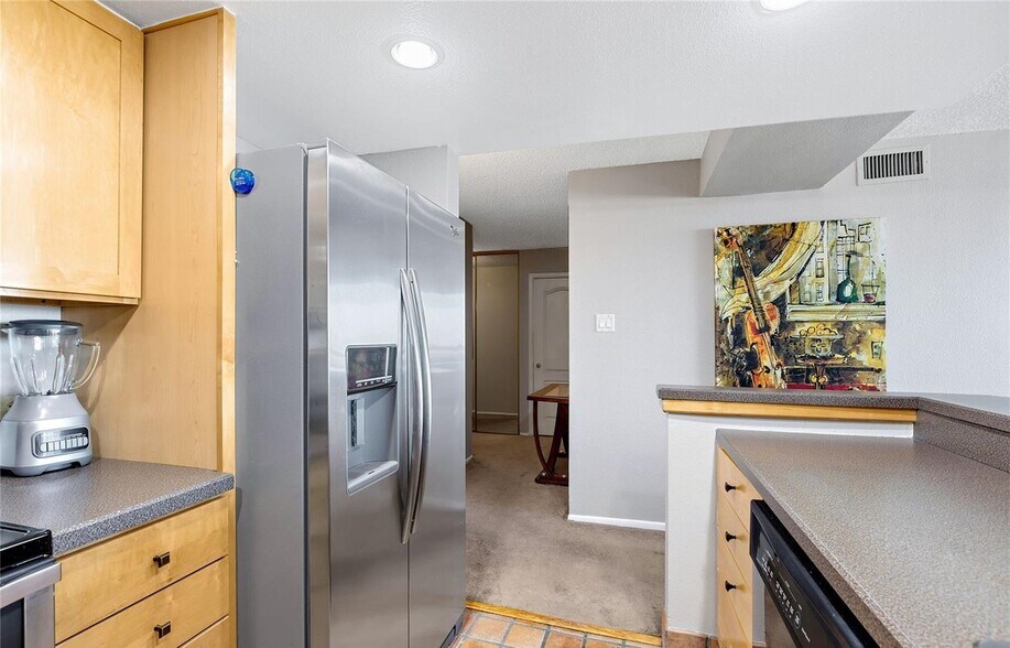 Building Photo - 1020 15th St