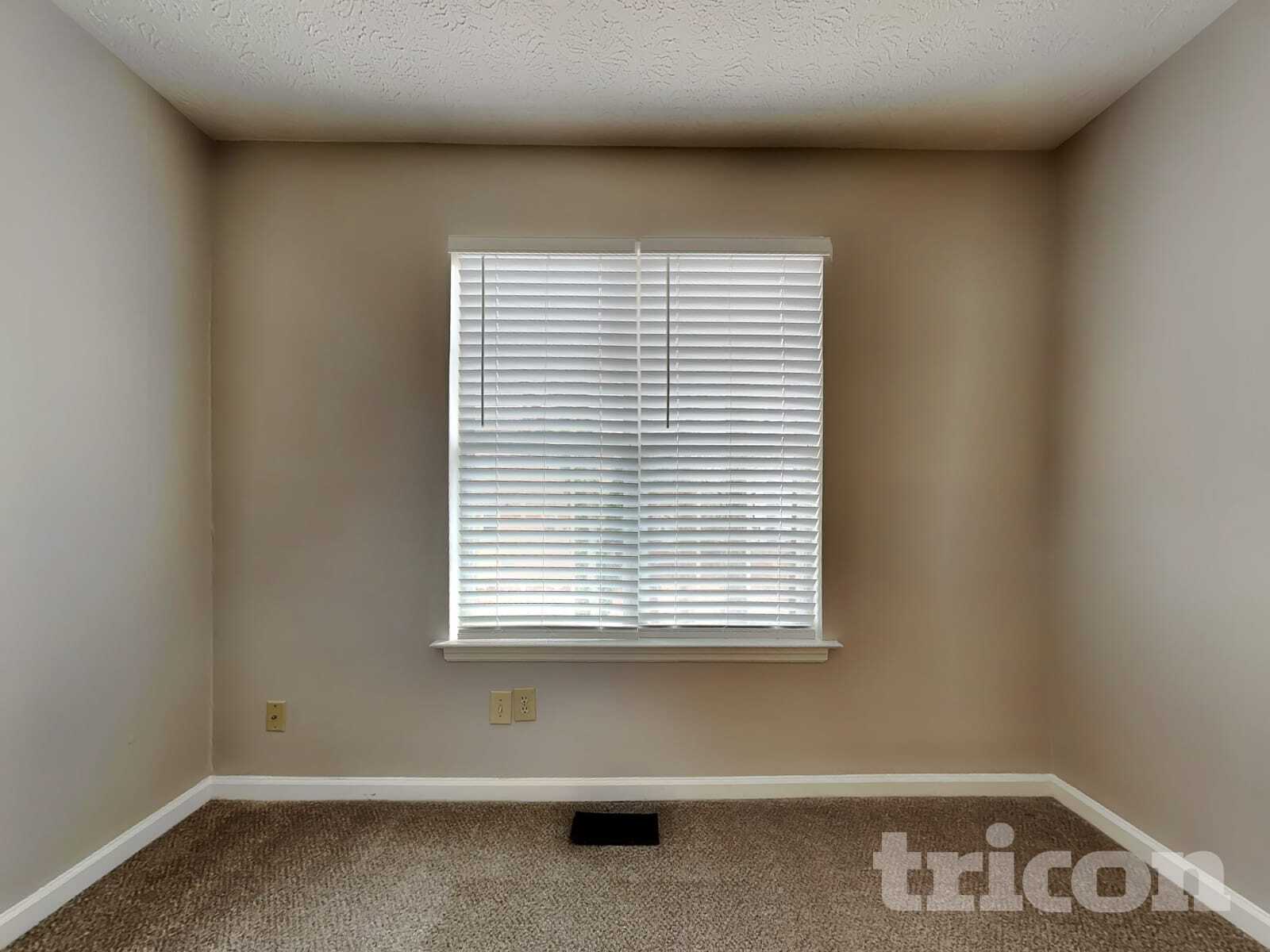 Building Photo - 1399 Ling Dr