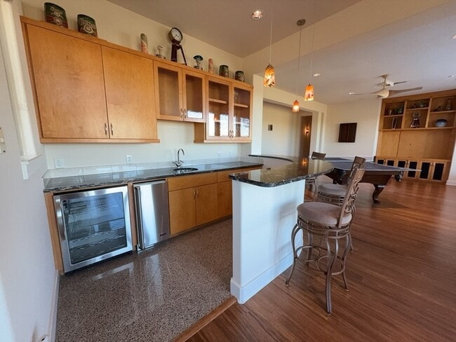 Building Photo - 4459 Lena Ln