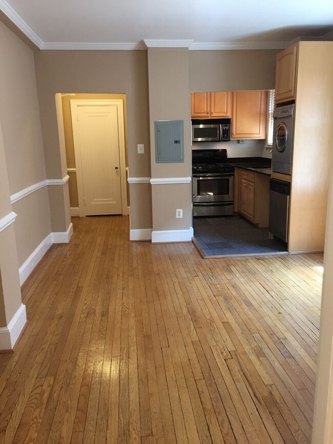 Building Photo - Updated Cathedral Studio with in-unit W/D