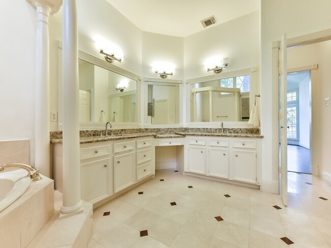 Building Photo - 166 E Capstone Cir