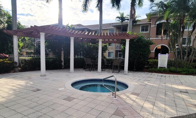 Building Photo - 6418 Emerald Dunes Dr