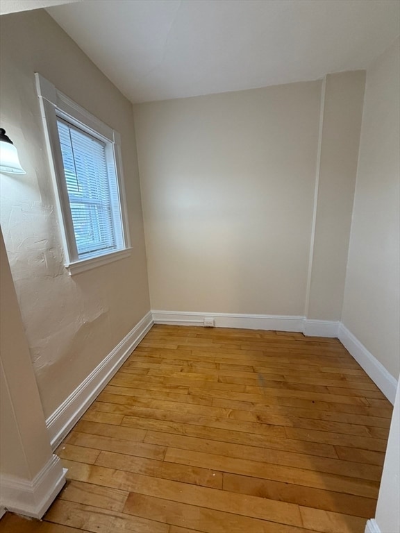 Building Photo - 15 Lynde St