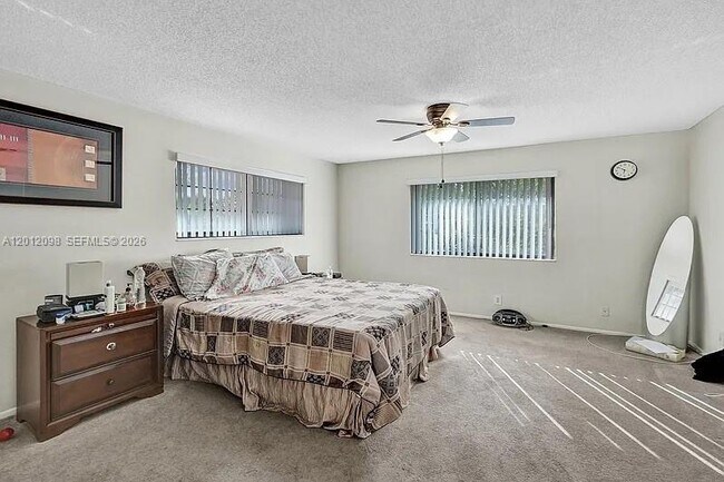 Building Photo - 587 NW 38th Ave