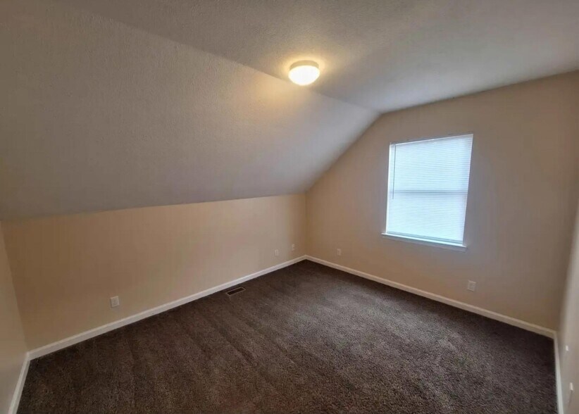 Building Photo - 63 Agappa Ln