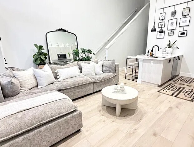 Building Photo - 4890 Zuni St