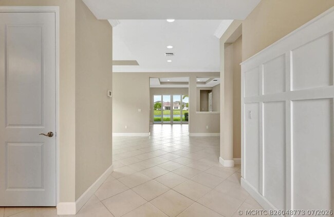 Building Photo - 15684 Goldfinch Cir