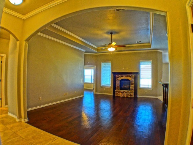 Building Photo - 724 Abilene Way