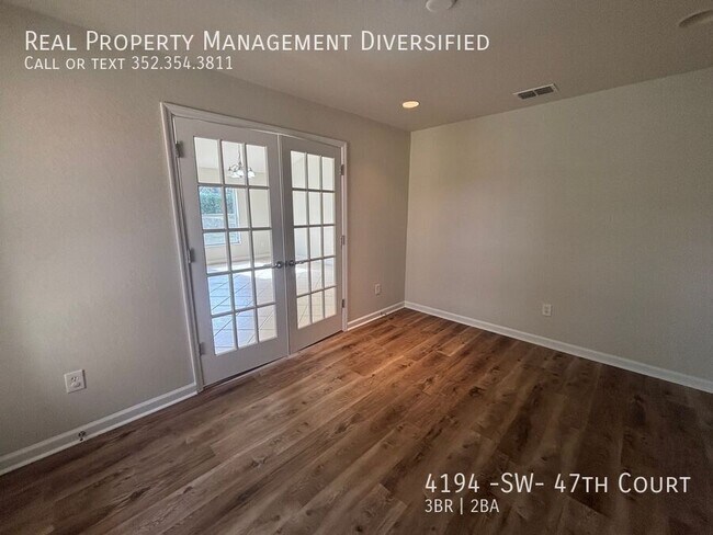 Building Photo - 4194 SW 47th Ct