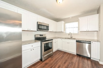 Building Photo - 2695 Rockdale Dr