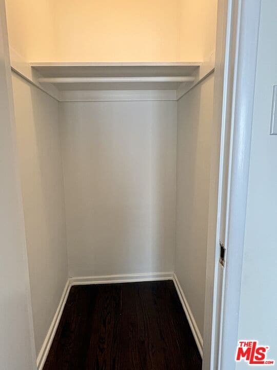 Building Photo - 333 N Detroit St