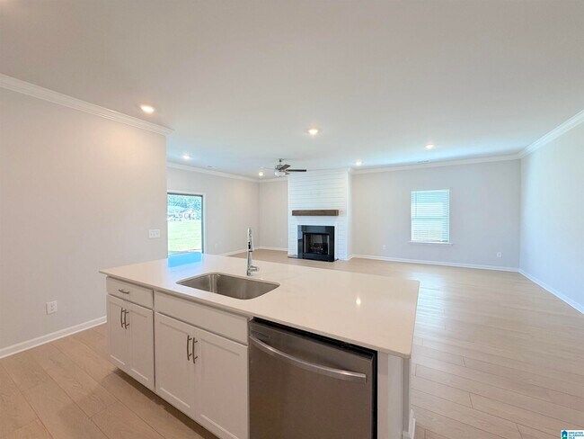 Building Photo - 234 Granby Ln