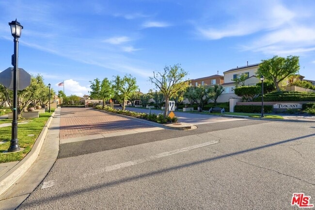 Building Photo - 20140 Pienza Ln