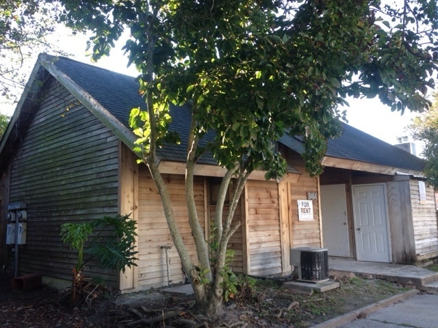 Building Photo - Great Move in Studio. Ready to be your new...