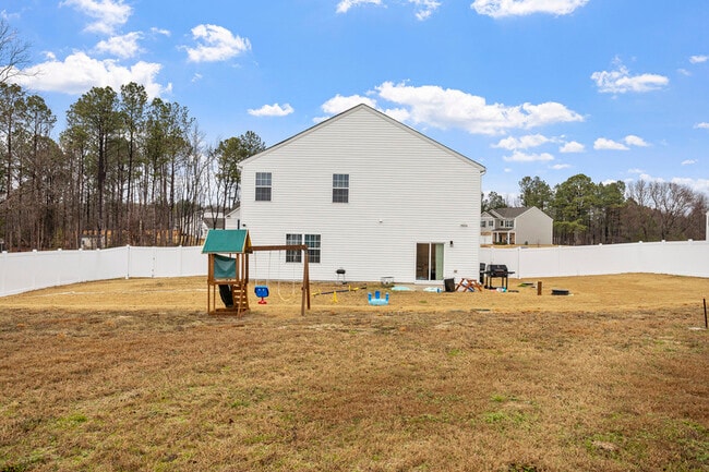 Building Photo - 68 Black Crk Dr