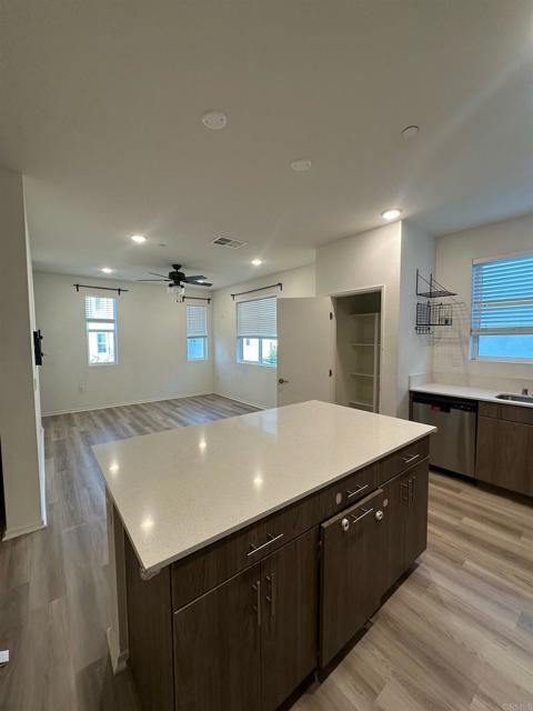 Building Photo - 5256 Beachfront Cove St