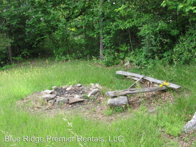 Building Photo - 155 Bear Ridge Rd