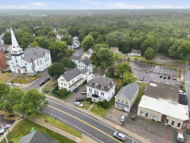 Building Photo - 100 N Franklin St